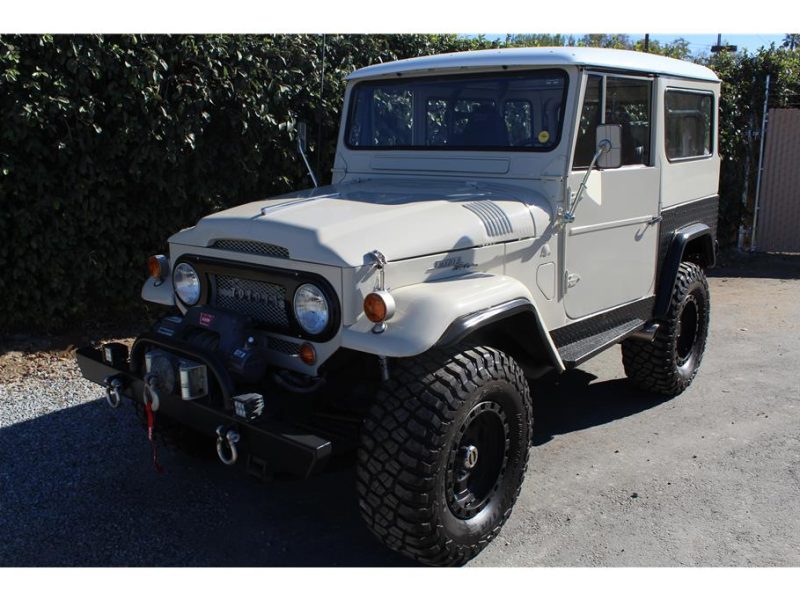 1965 TOYOTA LANDCRUISER FJ40